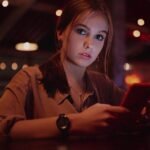 How a woman’s side glance took the internet by storm