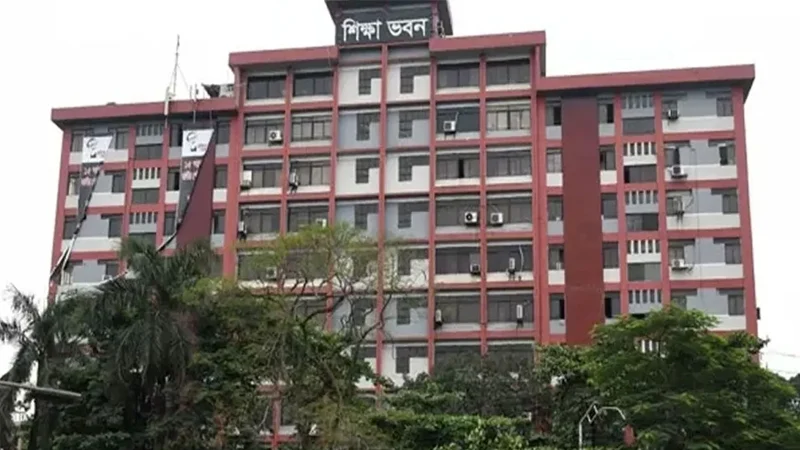 ছুটির ঘাটতি পুষিয়ে নিতে শনিবারও চলবে পাঠদান