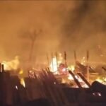 কাঠপট্টিতে গভীর রাতে অগ্নিকাণ্ড : ৩৫টি দোকান পুড়ে ছাই