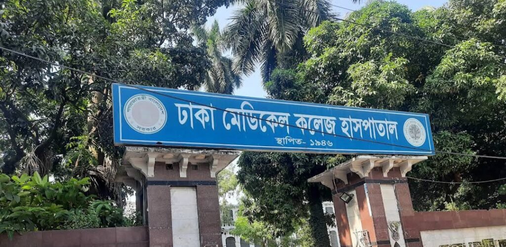 এবার নির্মাণাধীন ভবনের ইট পড়ে পথচারী নারীর মর্মান্তিক মৃত্যু