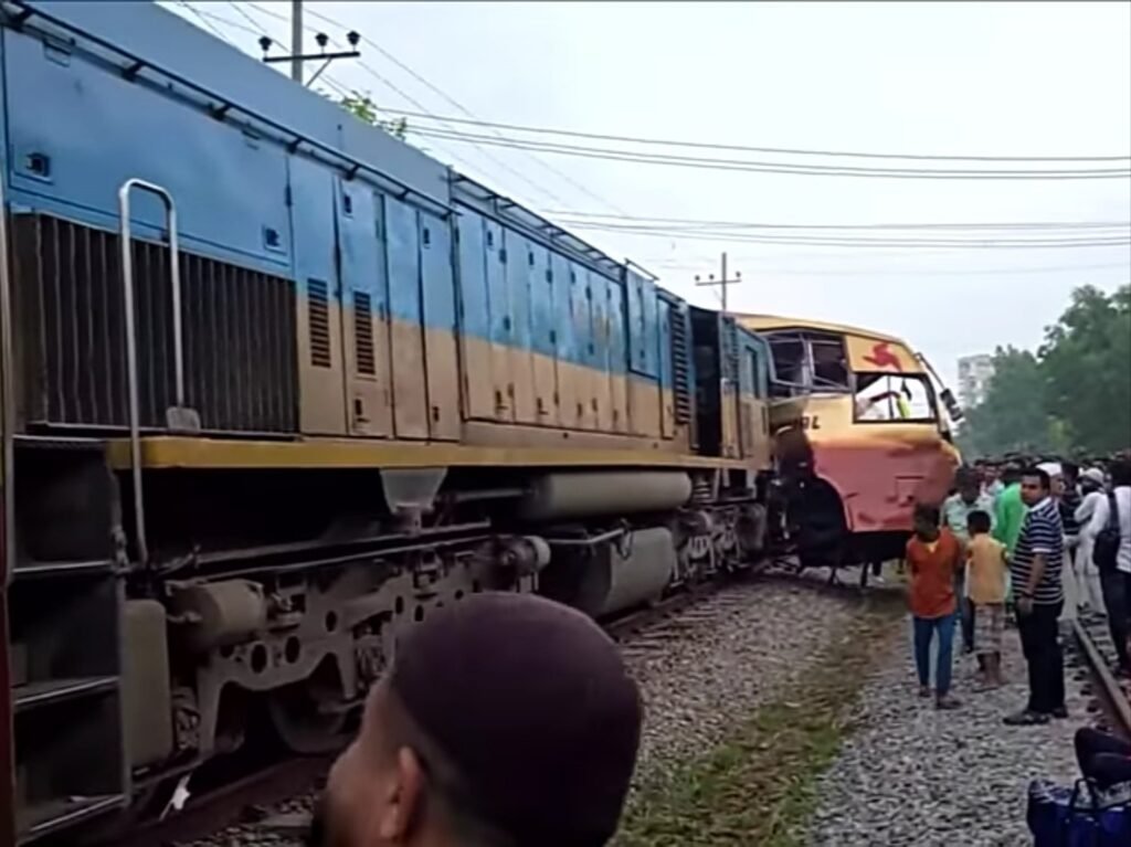 মেয়ের হাতে ঈদের সেমাই আর খাওয়া হলো না চৌগাছার সেই দম্পতির : শেষ আশ্রয় এখন পাশাপাশি দুই কবরে