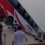 দৌলতদিয়া ঘাটে ফেরিতে ওঠার সময় বাস নদীতে : উদ্ধারকারী জাহাজ ‘হামজা’র অভিযান শুরু