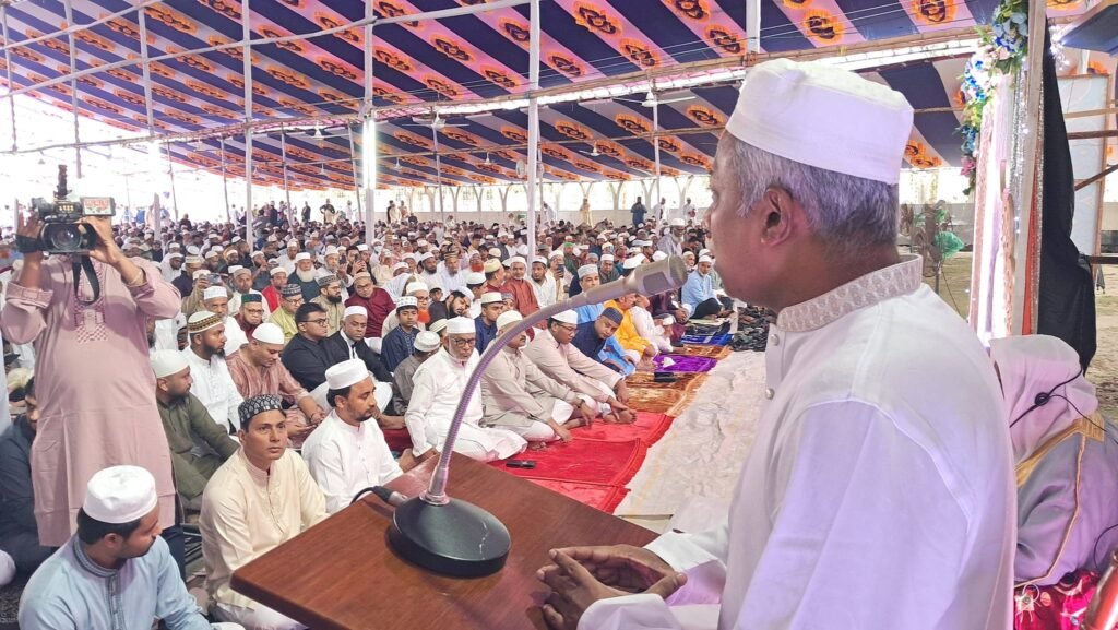 বৈশ্বিক সংকটে জনগণকে প্রস্তুত থাকার আহ্বান : যশোরে ঈদের নামাজে প্রতিমন্ত্রী অমিত