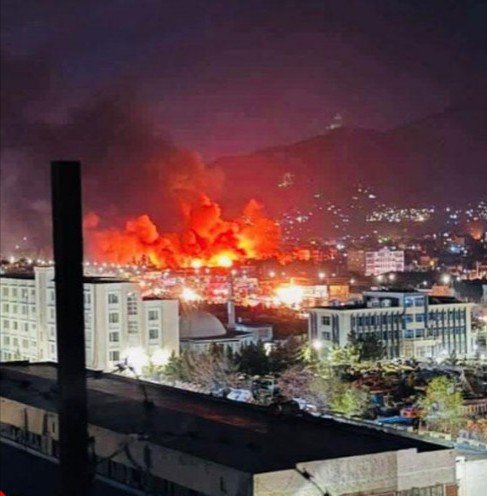 পাক-আফগান যুদ্ধের দামামা! কাবুলে হাসপাতালে হামলায় ৪০০লাশের স্তূপ