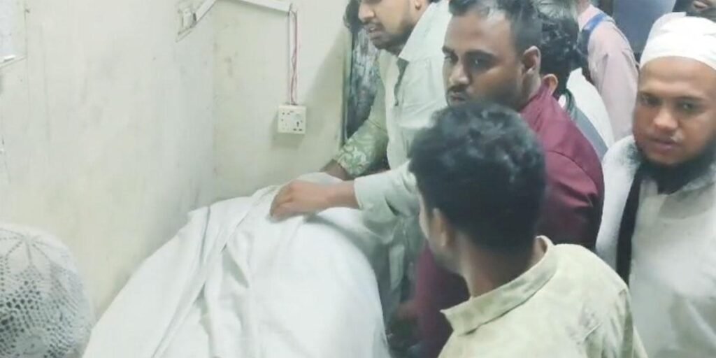 পানের হাটে ব্যবসায়ীকে গুলি করে হত্যা