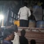 নড়াইলের কালিয়ায় ভ্রাম্যমাণ আদালতের হানা : তেলের বড় চালান জব্দ!