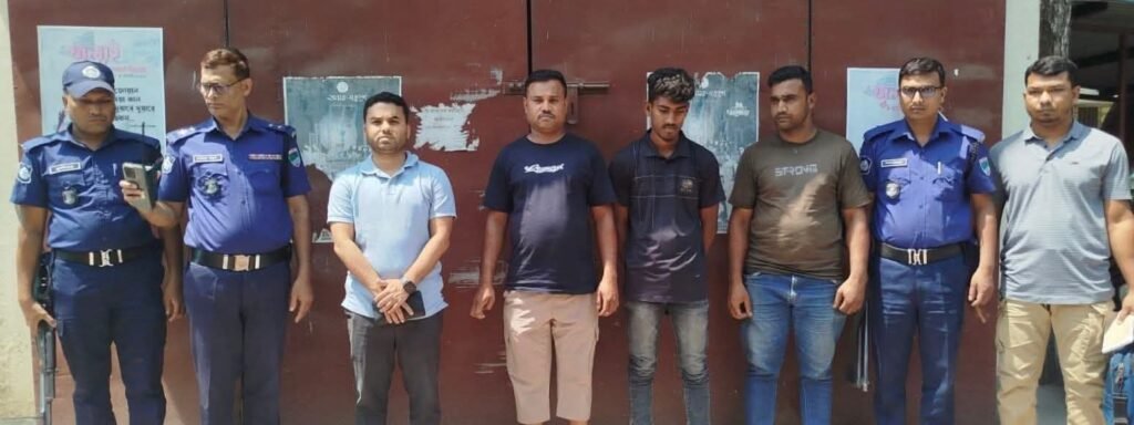 ভ্রাম্যমাণ আদালতে ৩জনের ১লাখ ৮০ হাজার টাকা জরিমানা