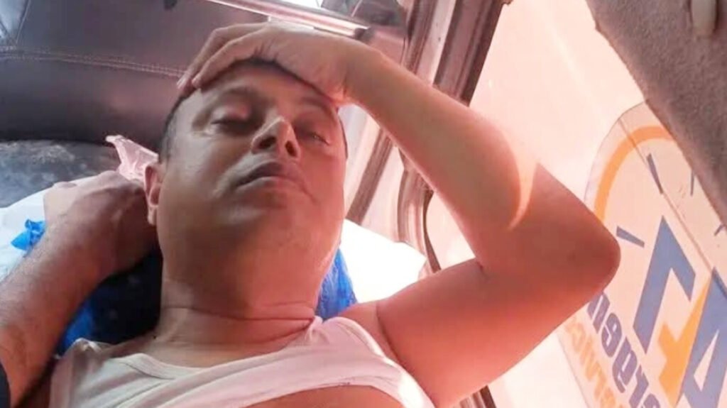 সড়ক দুর্ঘটনায় উপজেলা স্বাস্থ্য কর্মকর্তা গুরুতর আহত