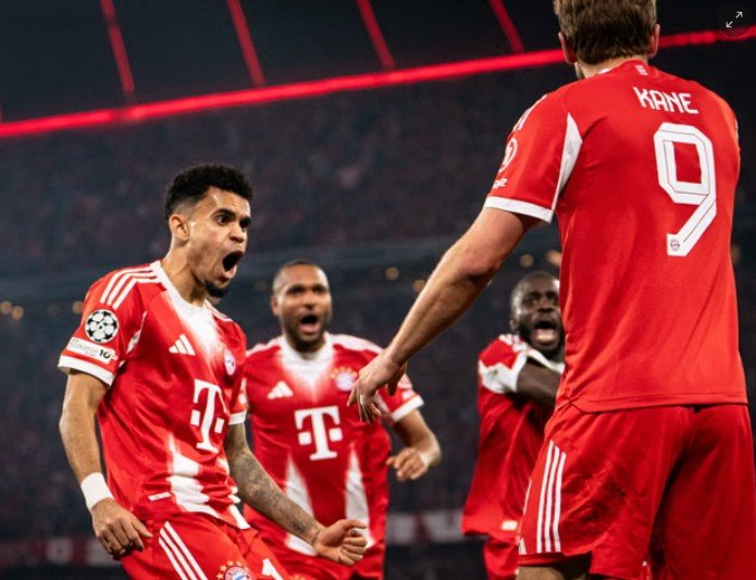 সাত গোলের থ্রিলারে সেমিফাইনালে বায়ার্ন মিউনিখ