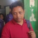 স্ত্রীর রগ কেটে পুলিশের খাঁচায় স্বামী