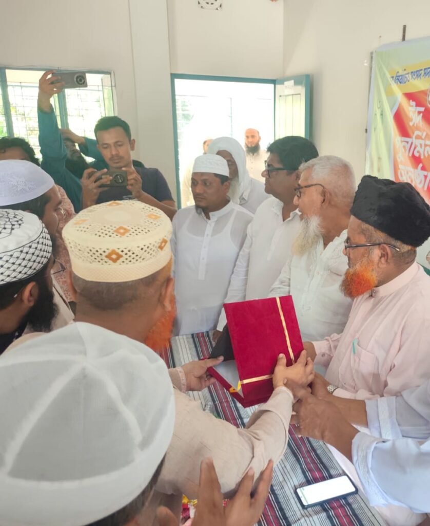 কোটচাঁদপুরে নবনির্বাচিত সংসদ সদস্যের সংবর্ধনা ও ঈদ পুনর্মিলনী অনুষ্ঠিত