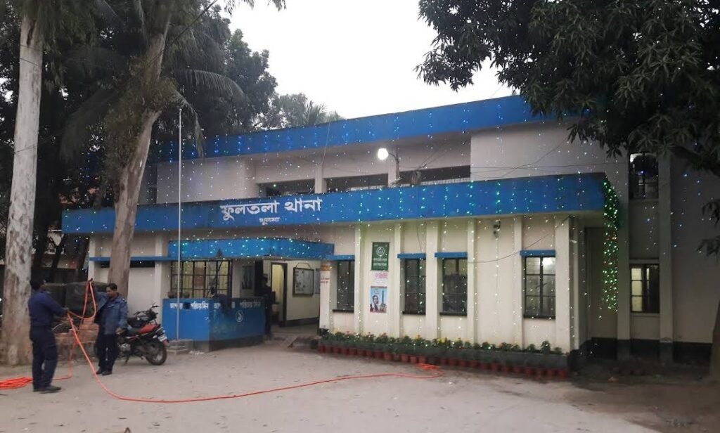 ছুরিকাঘাতে ইন্টারনেটকর্মী খুন !