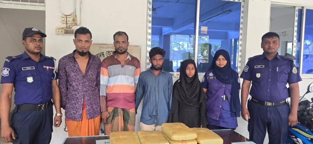 ১২কেজি গাঁজা উদ্ধার : নারী সহ ৪জন আটক