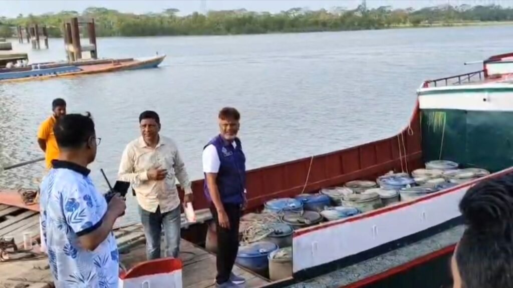 কলাপাড়ায় ৬হাজার ২’শ লিটার জ্বালানি তেল জব্দ