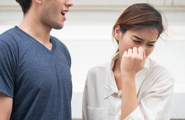 থানায় নাটকীয় মীমাংসা