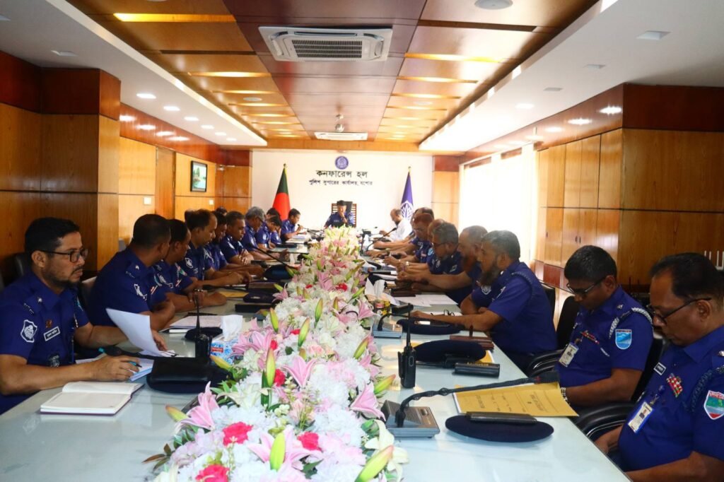 যশোরে অপরাধ নিয়ন্ত্রণে কঠোর পুলিশ সুপার