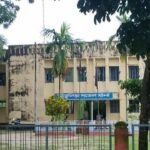 পুলিশের মাথা ফাটিয়ে গরু চোর “হাওয়া” !