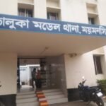 ছেলের গুলিতে বাবা গুলিবিদ্ধ